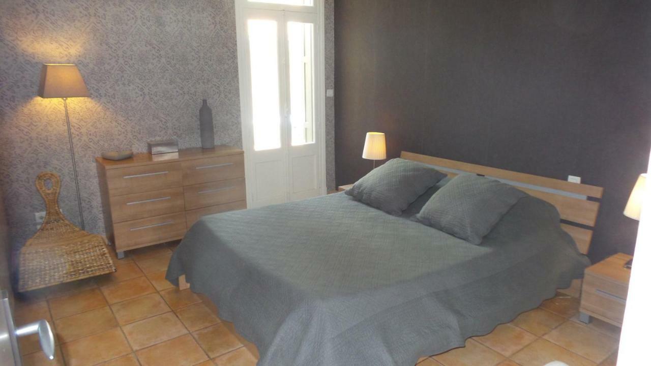 spacieux logement face à la Cité Médievale Carcasona Exterior foto