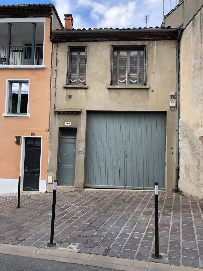 spacieux logement face à la Cité Médievale Carcasona Exterior foto
